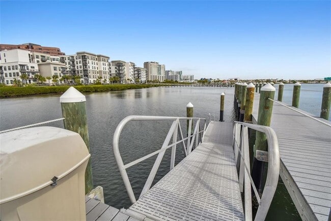 Building Photo - 4304 Bay Club Cir