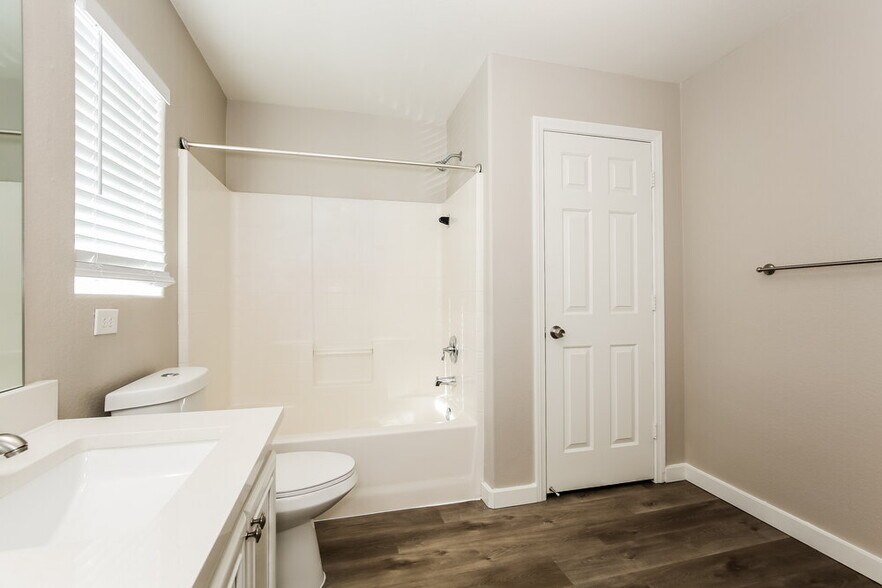 Building Photo - 5048 Charlo Dr