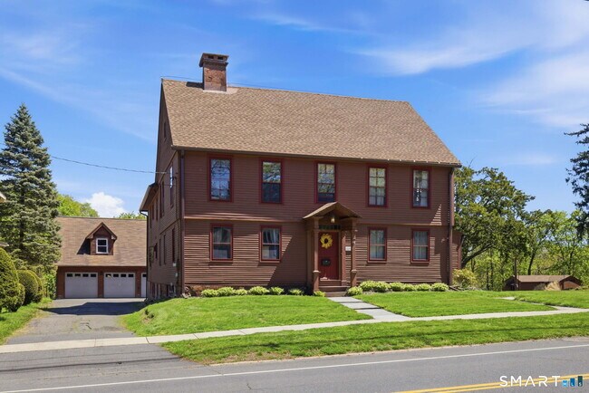 Building Photo - 883 Worthington Ridge
