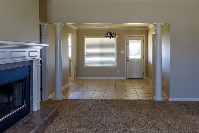 Building Photo - Home for rent in Prattville