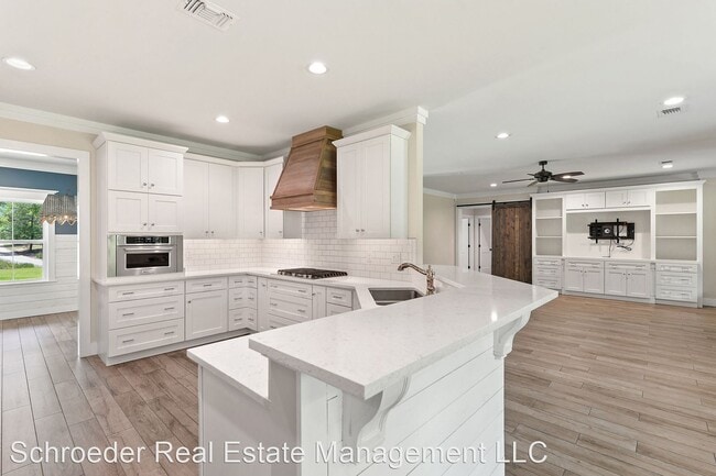 Building Photo - 5 br, 4.5 bath House - 15997 Wickstrand Road