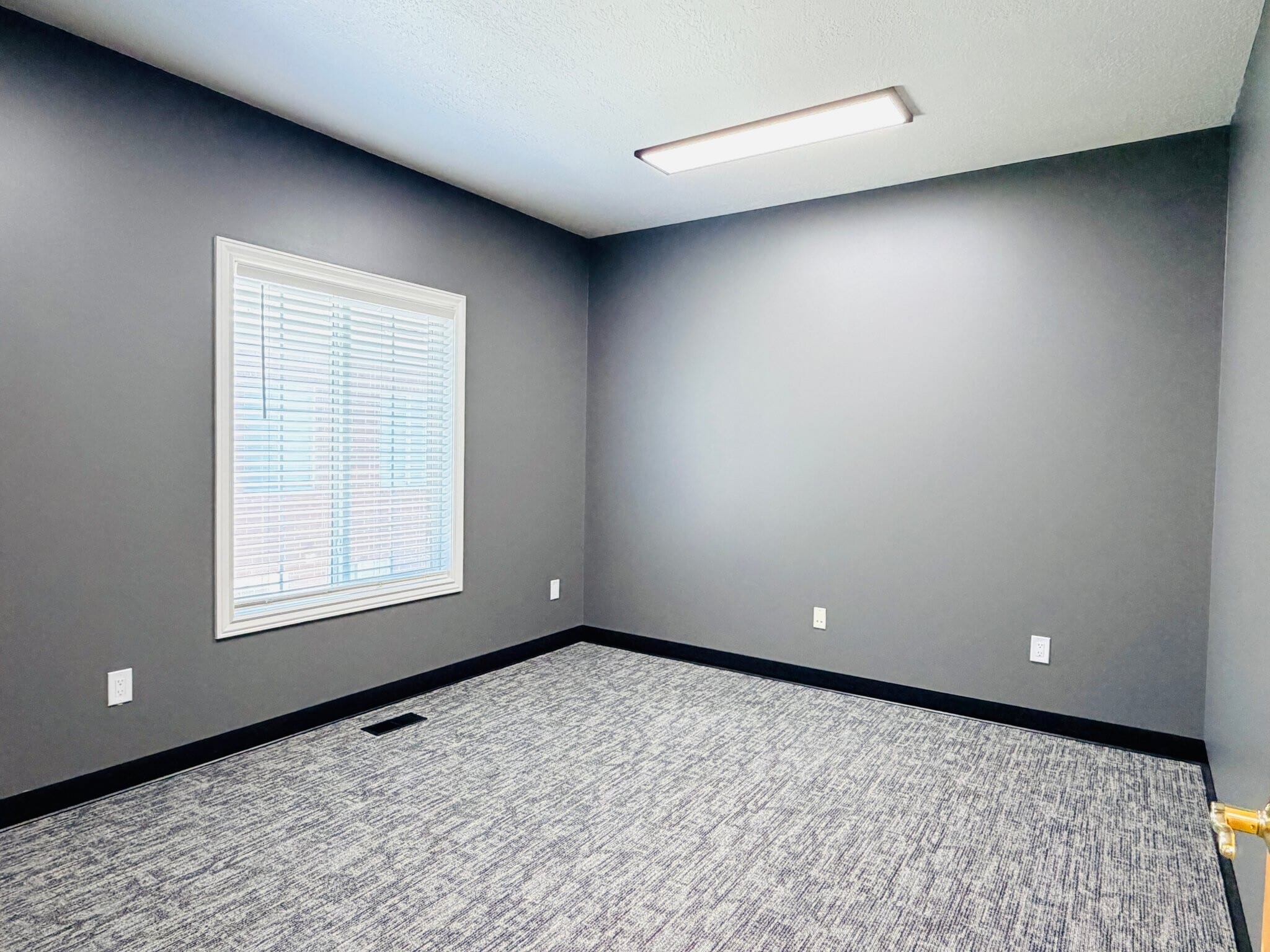 Building Photo - 40 W 1250 N