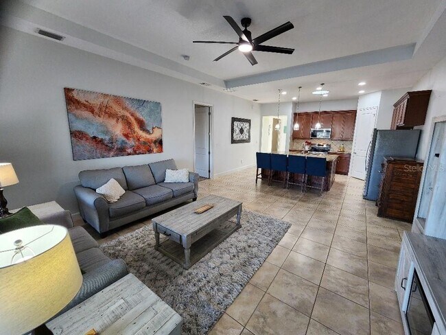 Building Photo - Beautiful Port Orange 4 Bedroom 2 Bathroom Pool Home