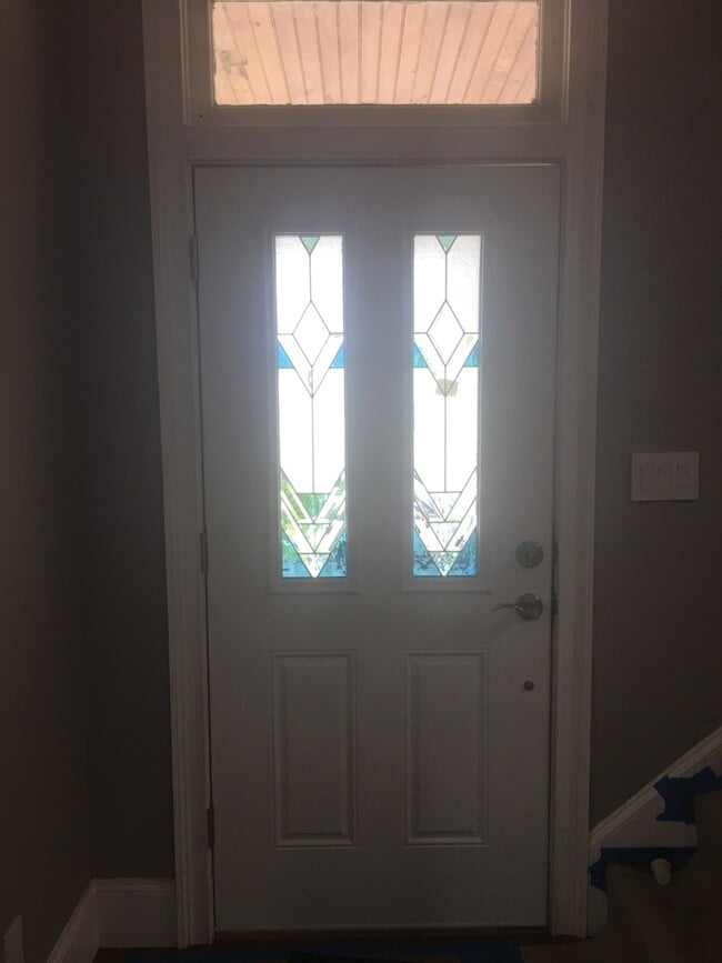 Building Photo - $1615 per Bedroom | 5BR/3BA Home in Fort S...