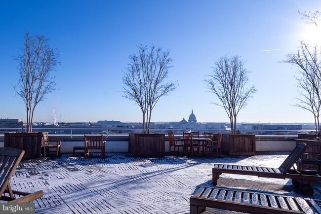 Building Photo - 601 Pennsylvania Ave NW