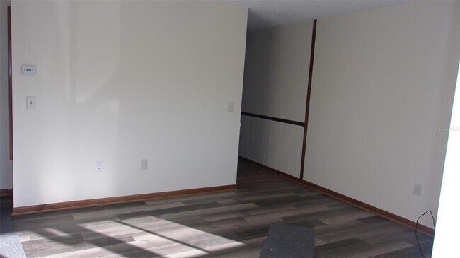 Building Photo - 10081 SW 97th Ct