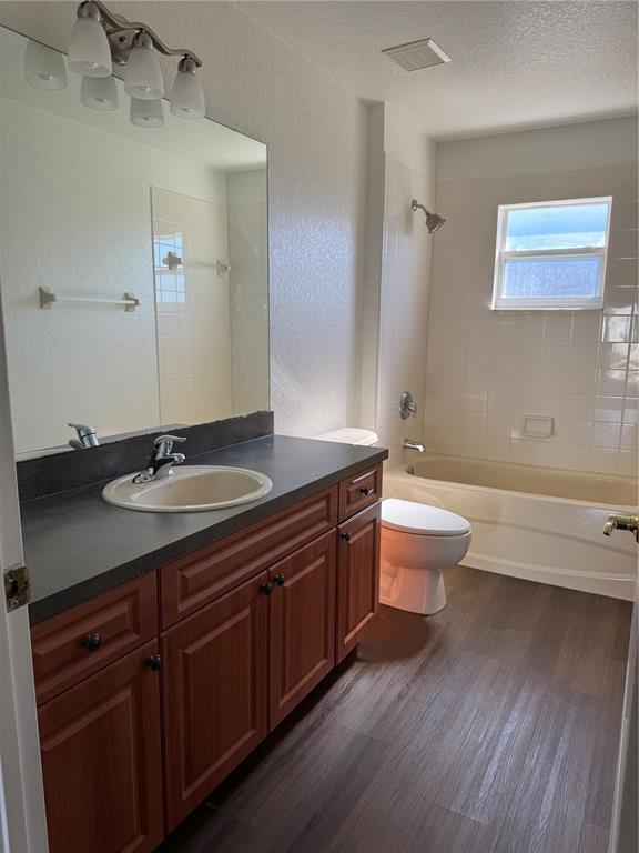 Building Photo - 326 Churchill Ct