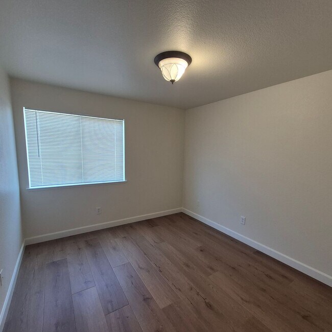 Building Photo - 5317 Buckwood Way