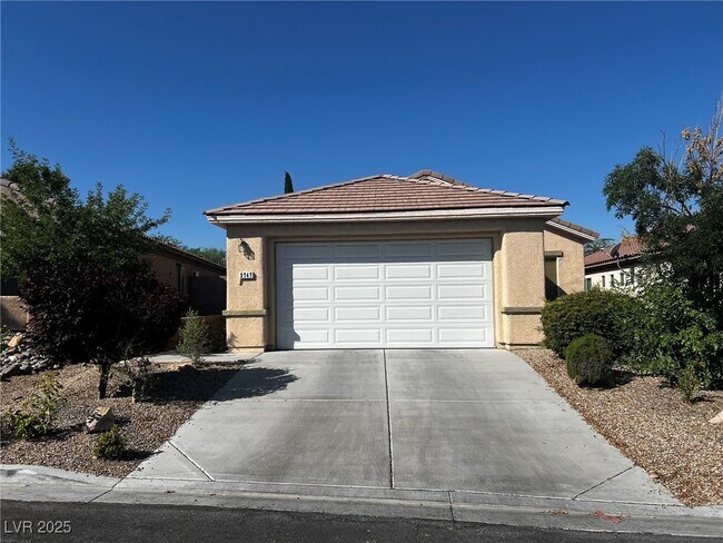 Primary Photo - 2747 Lochleven Way