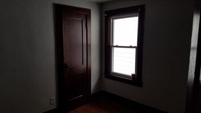Building Photo - 3 Bedroom in Swillburg Area