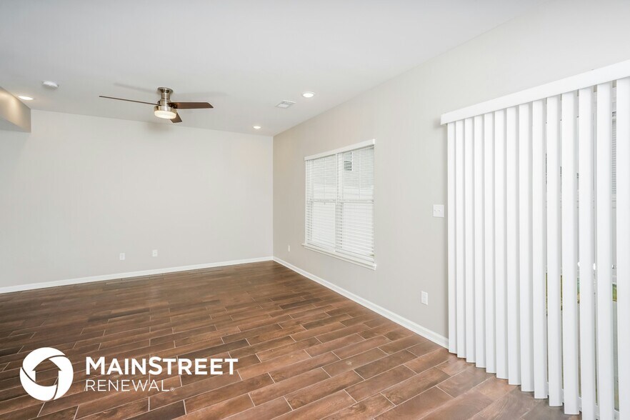 Building Photo - 2063 Paddle Wheel Dr