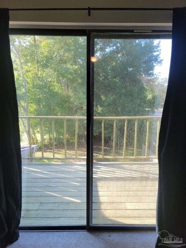 Building Photo - 7202 Lago Vista Ct
