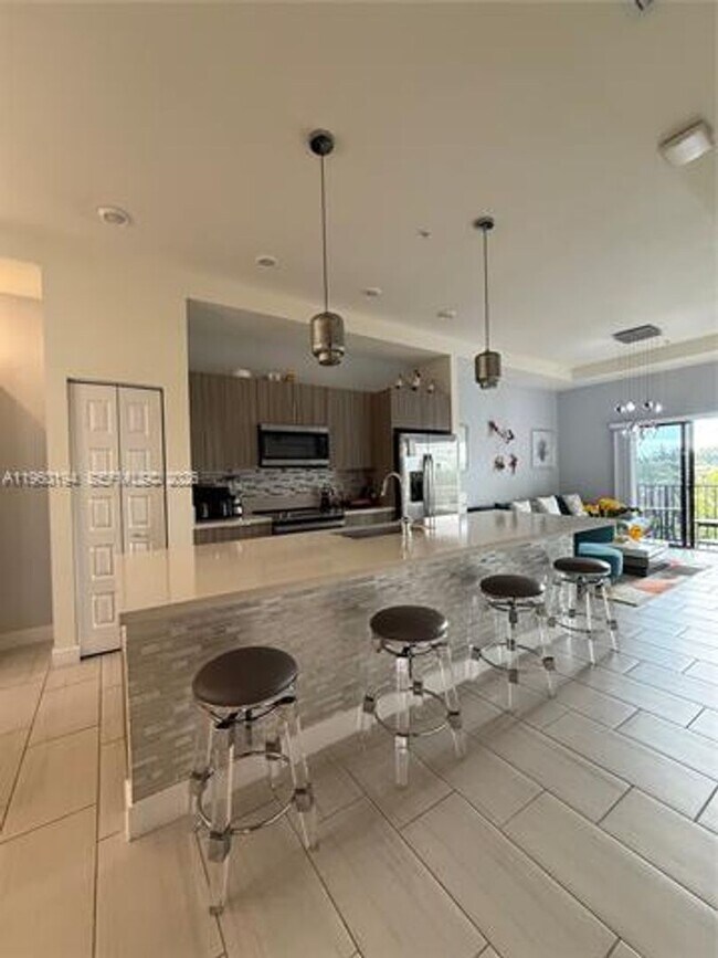 Building Photo - 7815 NW 104th Ave