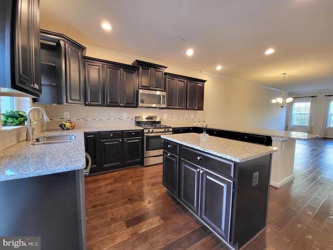 Building Photo - 7439 St Margarets Blvd