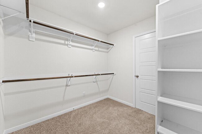 Building Photo - 24231 Prairie Glen Ln