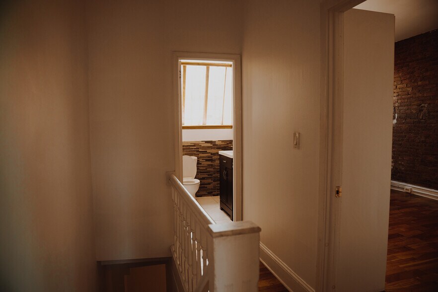 Building Photo - 820 South St