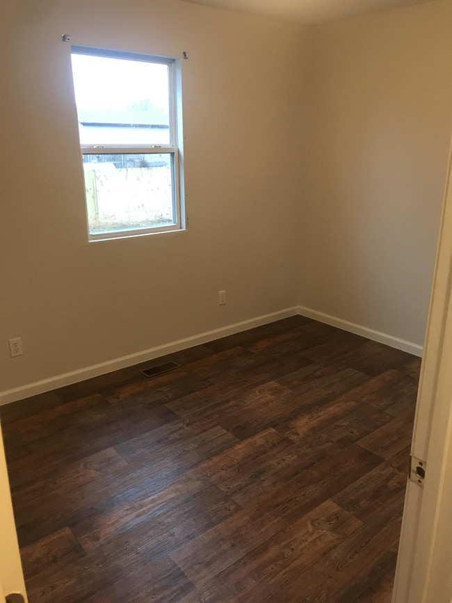 Building Photo - 119 Bailey Meadows