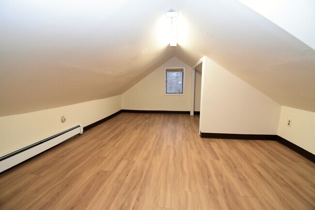 Building Photo - 28 Drive Way