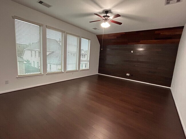 Building Photo - 17423 Hanoverian Dr