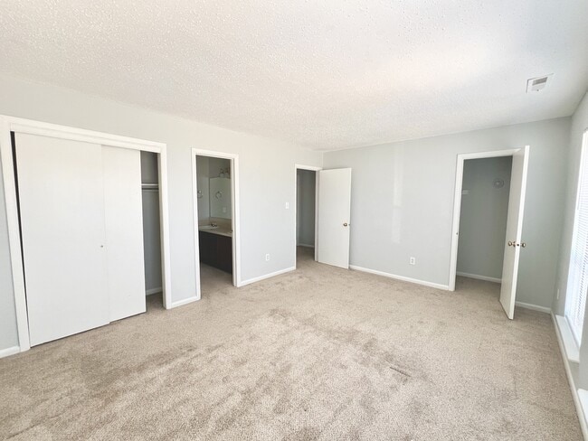 Building Photo - 3657 Smokey Chamber Dr