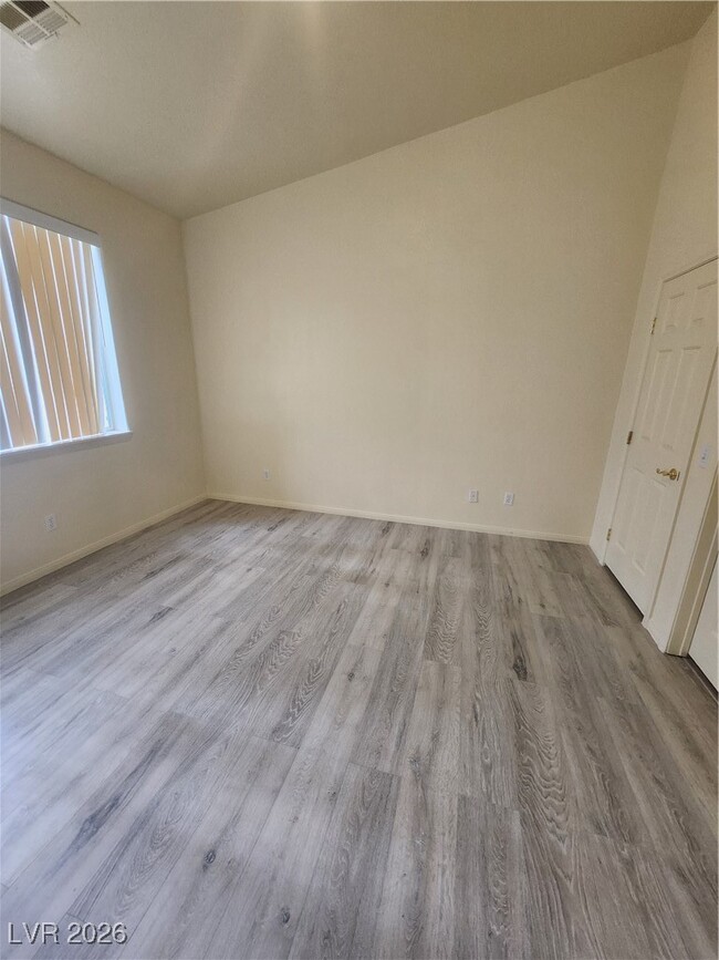 Building Photo - 2580 E Ambush St