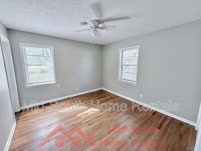 Building Photo - 1359 Heathcliff Dr