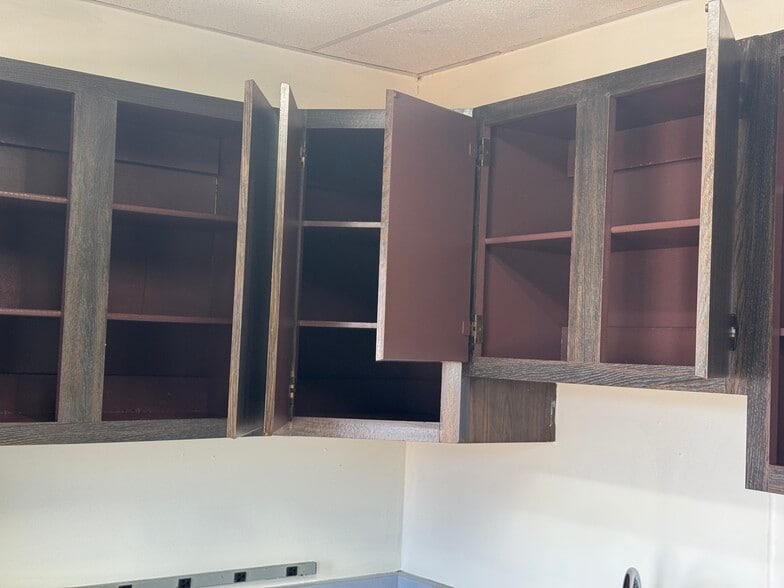 Building Photo - 1460 Dewey Ave