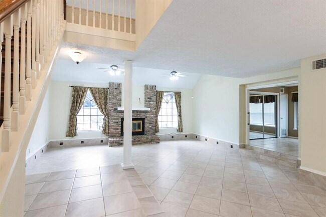 Building Photo - 17423 Baronshire Dr