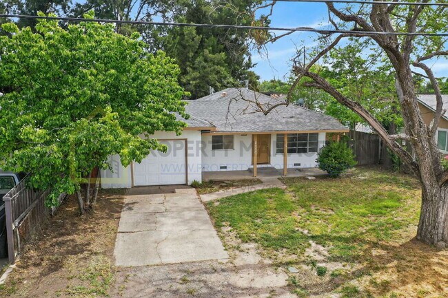 Building Photo - Charming 3-Bedroom Gem on Albatross Way - Cozy Living in Sacramento