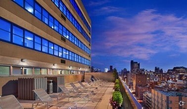 Building Photo - The Chelsea