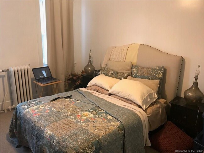 Building Photo - 135 Connecticut Ave