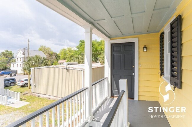 Building Photo - 606 Carteret St