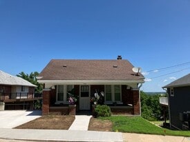 Building Photo - 708 Swifts Hwy