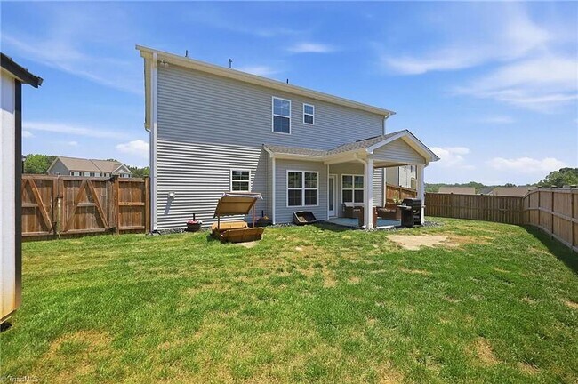 Building Photo - 7458 Buckview Ct