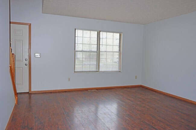 Building Photo - 1417 Wild Oats Dr