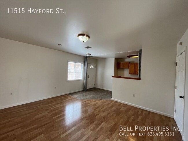 Building Photo - 11515 Hayford St