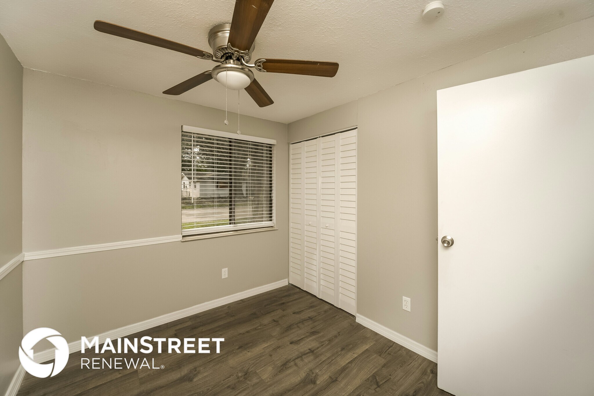 Building Photo - 8107 Blue Finch Way