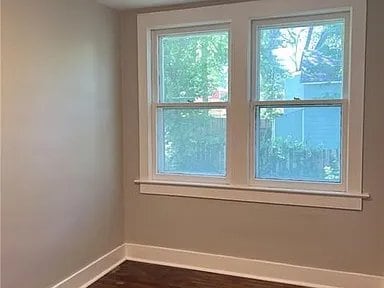 Building Photo - 1405 Columbia Ave