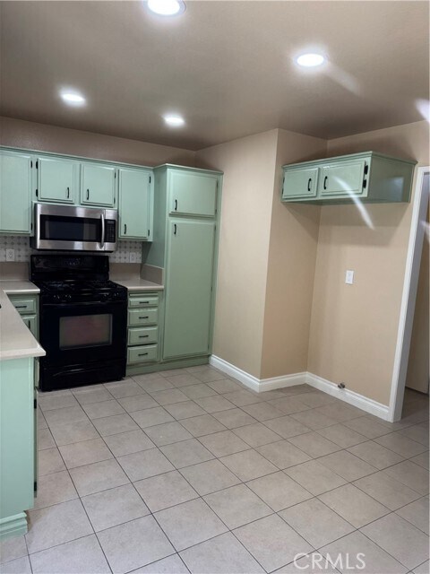Building Photo - 7325 Belpine Pl