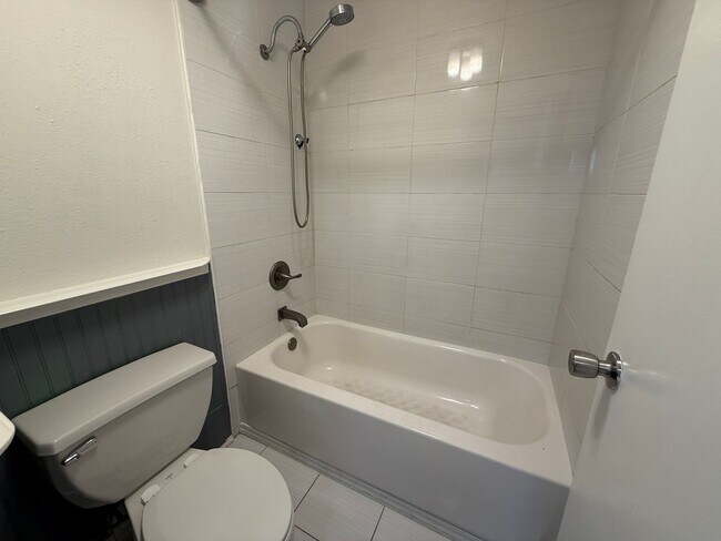 Building Photo - Kukui Plaza Ewa Tower 1 bedroom 1 bath with 1 parking available now