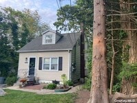 Building Photo - 31 Brightwaters Dr