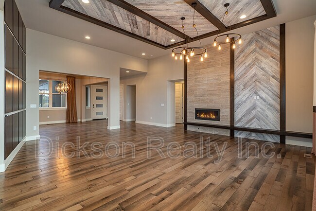 Building Photo - 4001 Whispering Pine Loop