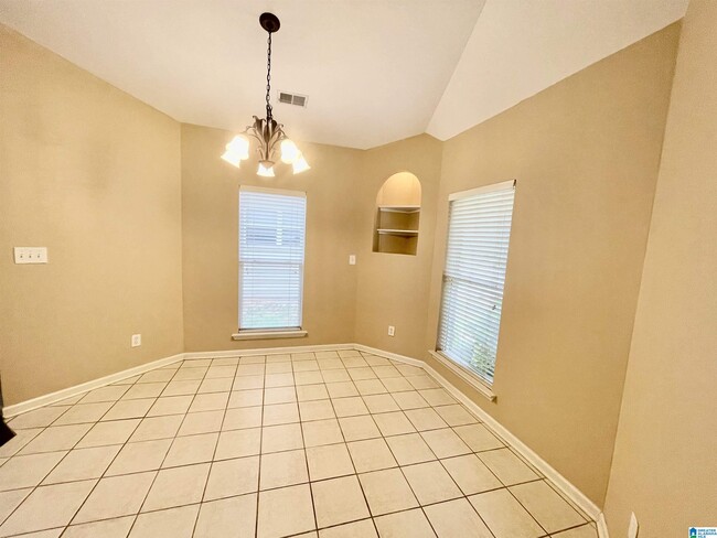 Building Photo - 5389 Cottage Cir