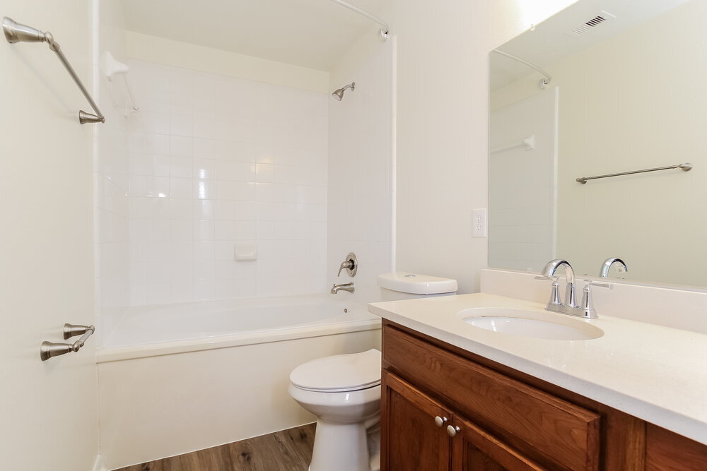 Building Photo - 8138 Sanders Glen Ln