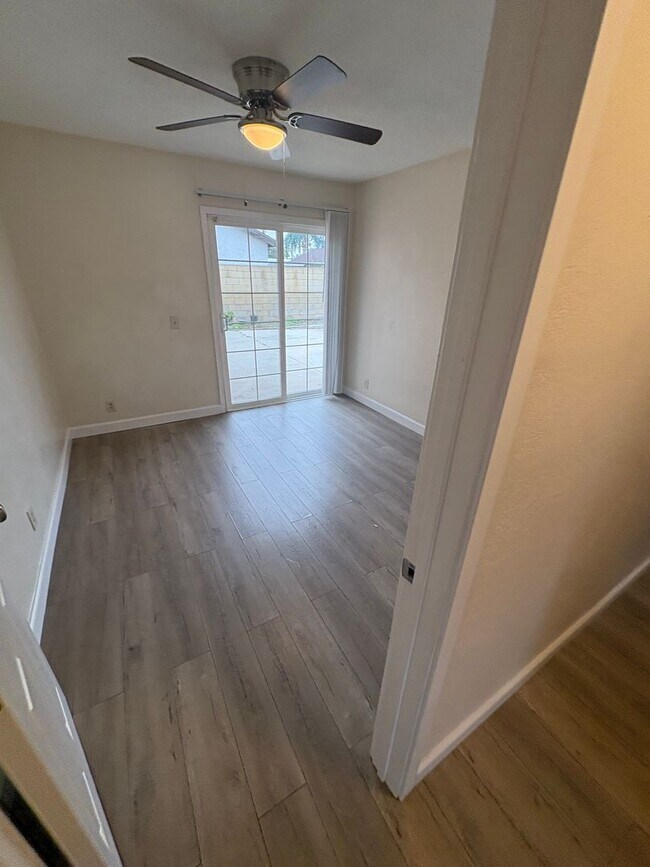 Building Photo - Don't miss out on this single story in Ontario- completely remodeled!