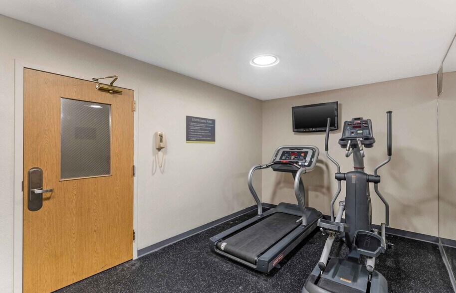 Building Photo - Furnished Studio-Orlando - Convention Ctr - Int'l Drive Area
