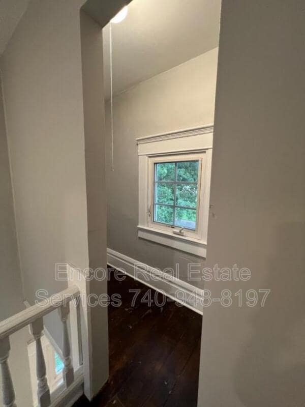 Building Photo - 526 Daniel Ave