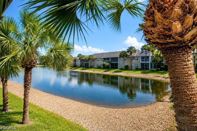 Building Photo - 12181 Summergate Cir