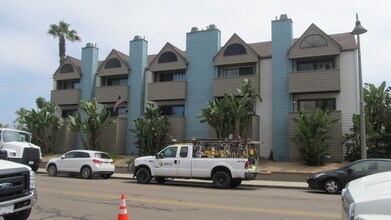 Building Photo - Imperial Beach  Condo