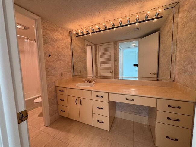 Building Photo - 2611 Bayshore Blvd